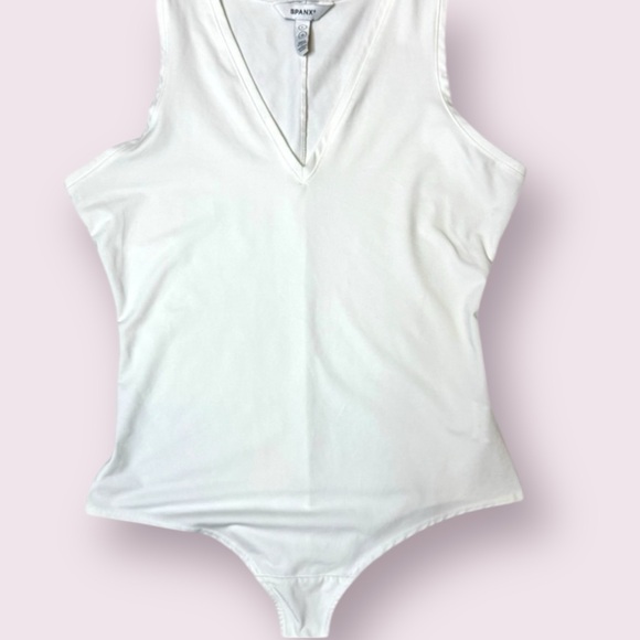 Spanx Suit Yourself Women’s V-Neck Tank Sculpting Bodysuit White Size L 20276R - Picture 2 of 10